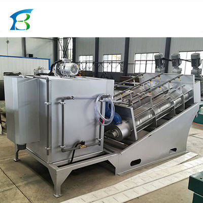 Capacité personnalisée Produits de bonne qualité Machine de séparation à vis pour séchage du fumier 10*8CM