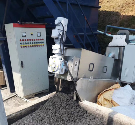SUS304/316 Machine de déshydratation à vis à filtrage des boues d'huile de palme de casseau et de vinasse