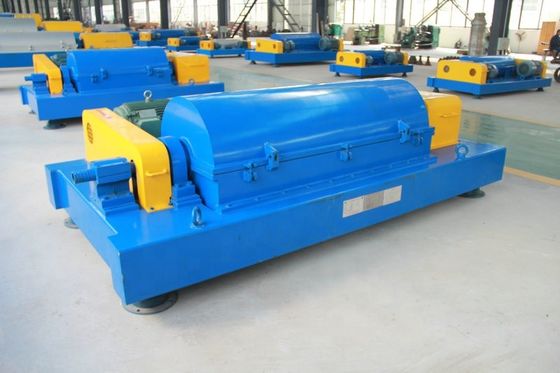 Separateur à centrifugeuse de capacité de 1 à 120 M3/h pour la séparation industrielle de liquides et de solides