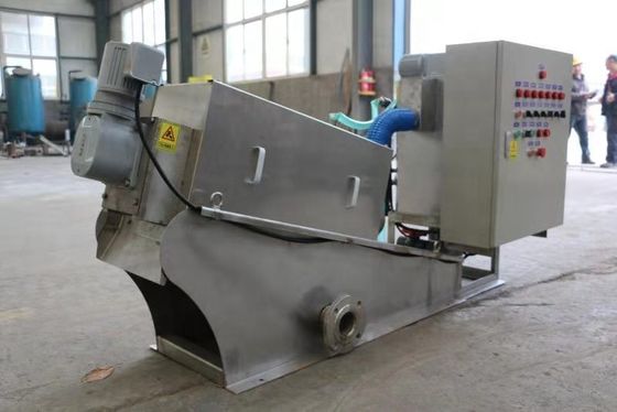 Machine de déshydratation de boues portable à tension personnalisée 220V 380V pour industrie textile