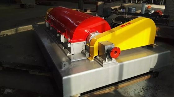 Machine centrifugeuse de type spirale horizontale pour le traitement de l'eau