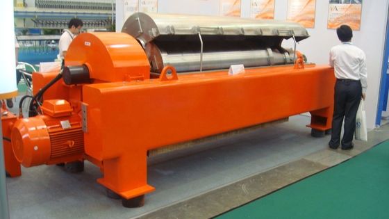 Machine centrifugeuse spirale de type horizontal pour le traitement de l'eau